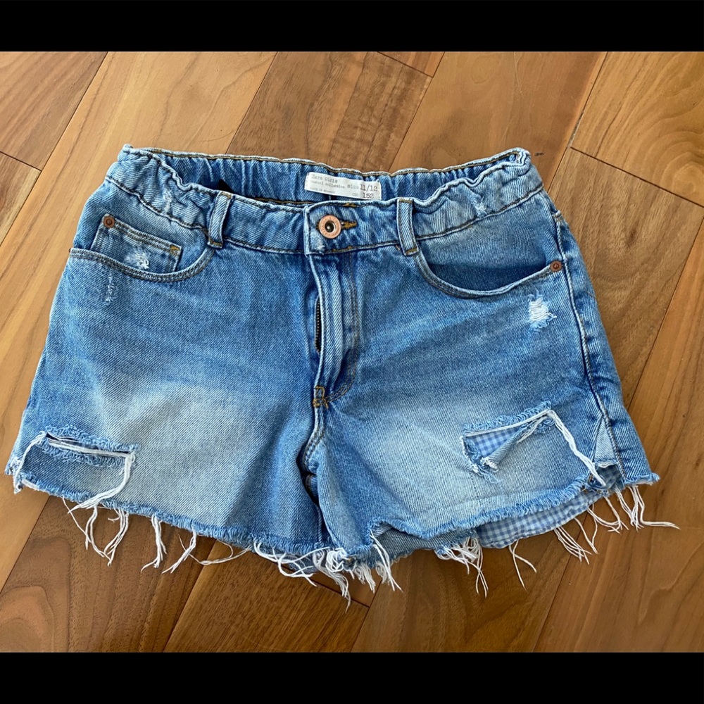Denim cutoff shorts